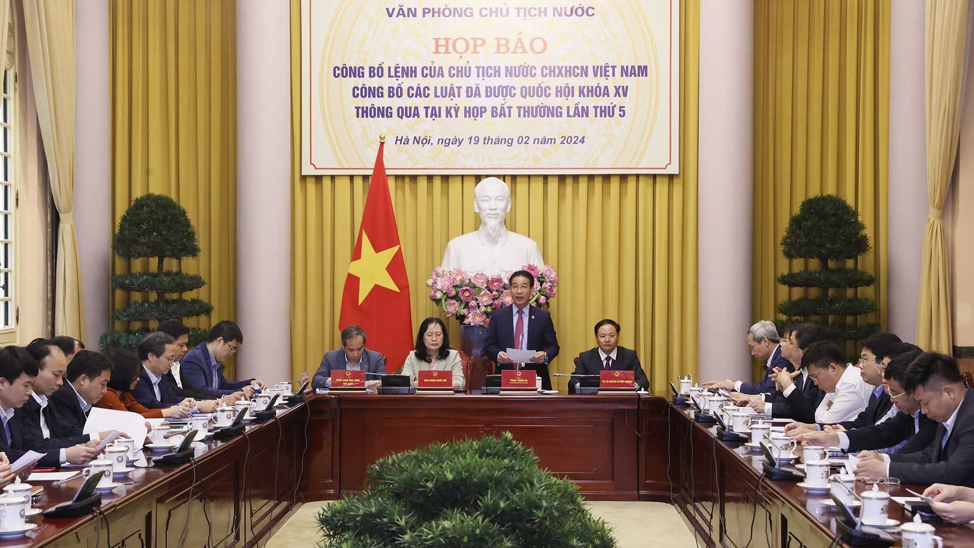 Công bố Lệnh của Chủ tịch nước về hai luật vừa được Quốc hội thông qua