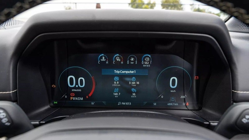 Nội thất Ford Everest Platinum chụp tại Úc. Nội thất Ford Everest Platinum chụp tại Úc.