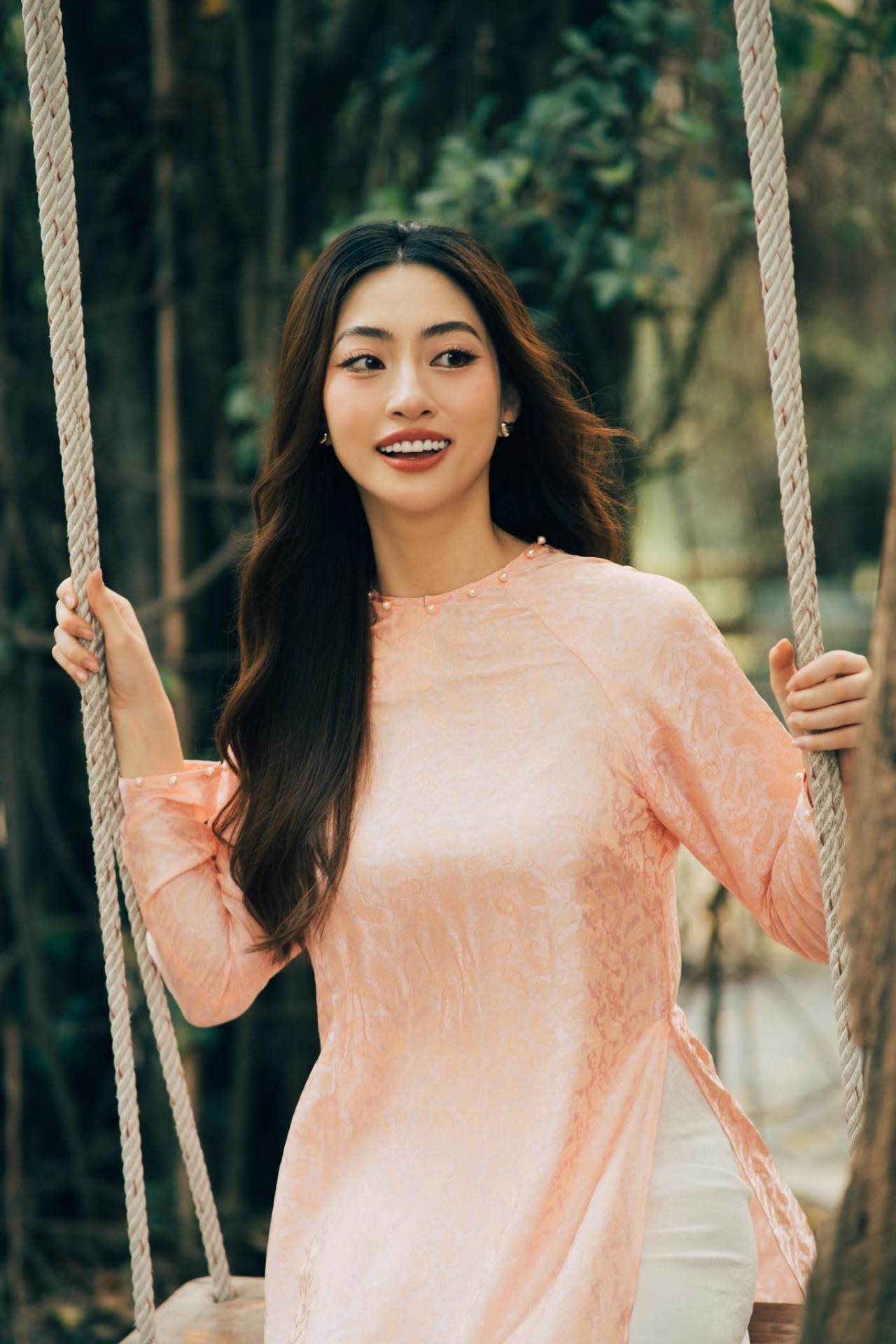 Hoa hậu Lương Thùy Linh