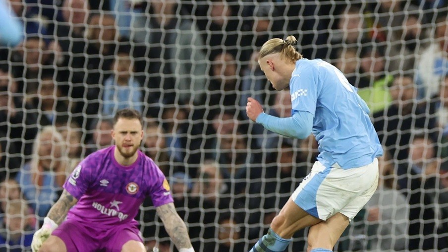 Man City: Erling Haaland lập kỷ lục tại giải Ngoại hạng Anh, khởi động cuộc đua tam mã kịch tích