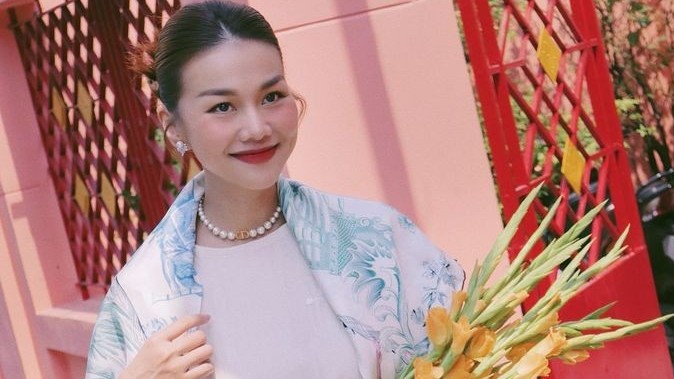 Tan chảy với bộ ảnh đầu năm mới của siêu mẫu Thanh Hằng