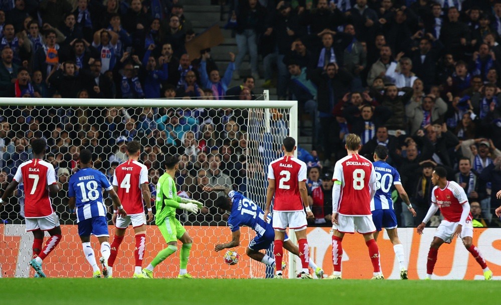 Vòng 1/8 Champions League: Vòng 1/8 Champions League: