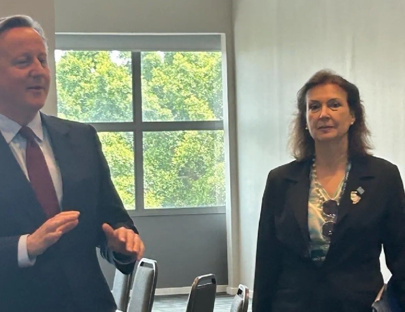 Tranh chấp lãnh thổ Anh-Argentina: Phá vỡ sự im lặng của chính phủ, Buenos Aires muốn 'đặt mọi thứ về đúng chỗ' Tranh chấp lãnh thổ Anh-Argentina: Phá vỡ sự im lặng của chính phủ, Buenos Aires muốn 'đặt mọi thứ về đúng chỗ'