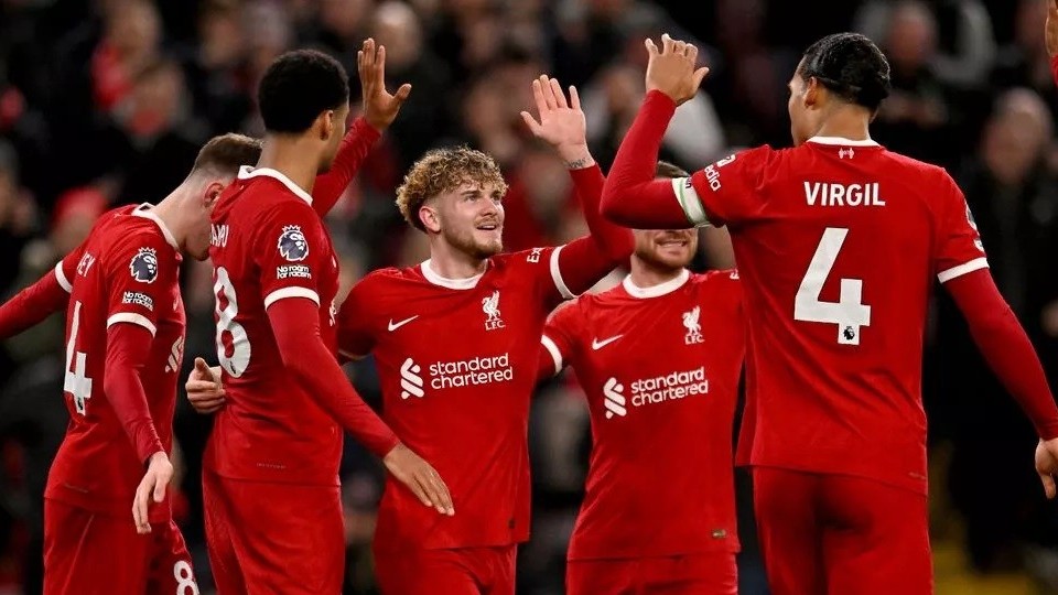 Thắng đậm Luton, Liverpool tiếp tục dẫn đầu bảng xếp hạng Ngoại hạng Anh 2023/24