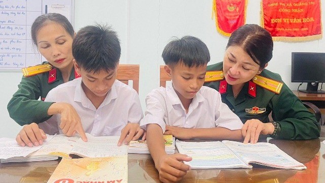 Niềm hạnh phúc của  những người mẹ đỡ đầu