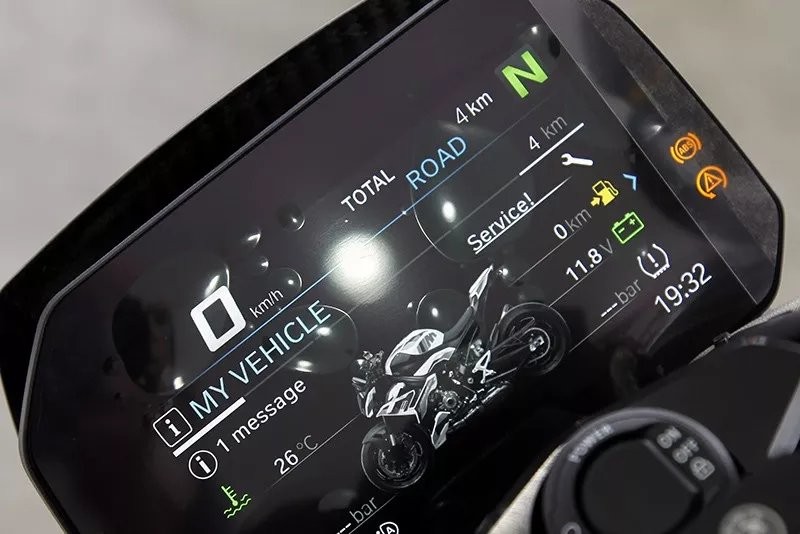 Cận cảnh BMW M 1000 R Competition vừa ra mắt tại Việt Nam, giá hơn 1,2 tỷ đồng