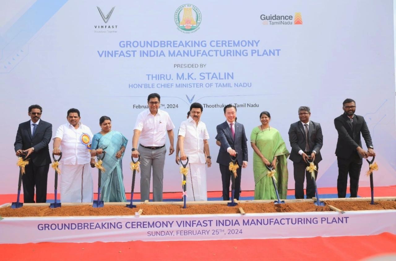 VinFast chính thức động thổ nhà máy xe điện đầu tiên tại Ấn Độ VinFast khởi công nhà máy xe điện tích hợp đầu tiên tại Ấn Độ