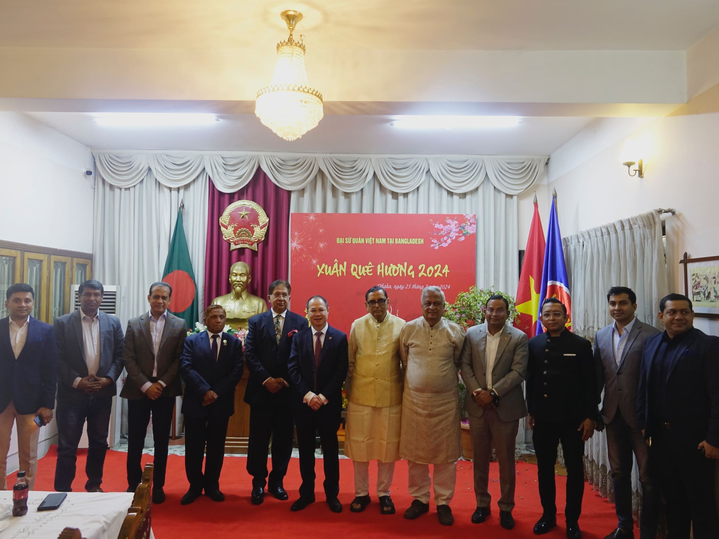 Xuân Quê hương, Tết Việt Nam ấm cúng tại Bangladesh Xuân Quê hương, Tết cộng đồng ấm áp tại Bangladesh