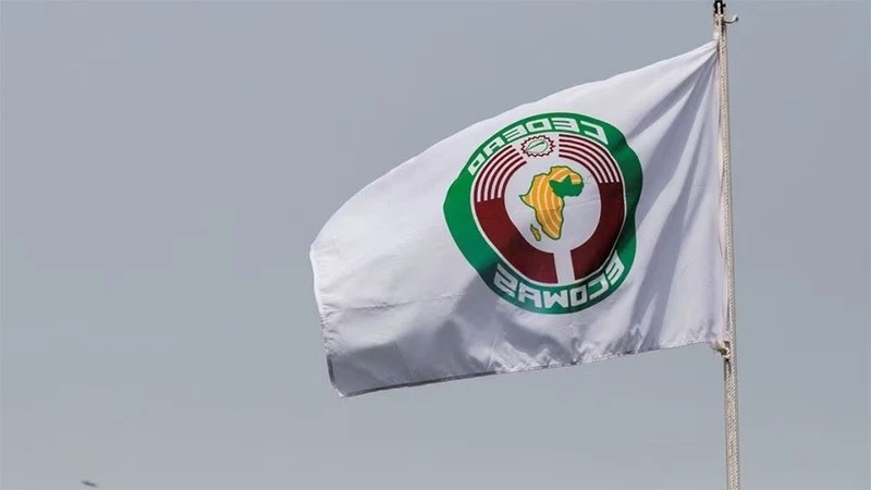 Bất ổn ở Tây Phi: ECOWAS nới tay phạt Guinea, Niger và Mali; khủng bố đẫm máu ở Burkina Faso