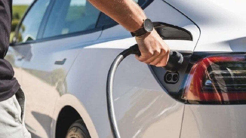 Những lưu ý giúp kéo dài tuổi thọ pin ô tô điện