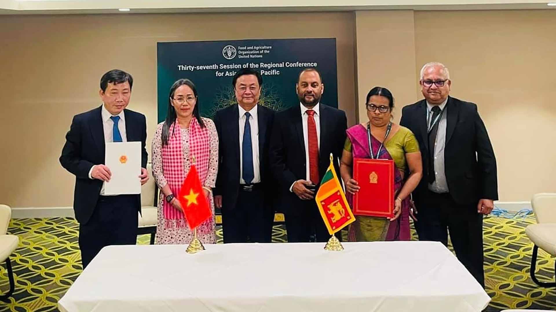 Đoàn công tác Bộ Nông nghiệp và Phát triển nông thôn thăm và làm việc tại Sri Lanka