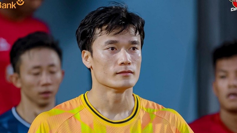 CLB Hoàng Anh Gia Lai: Bùi Tiến Dũng hài lòng với thành tích giữ sạch lưới trước CLB Khánh Hòa