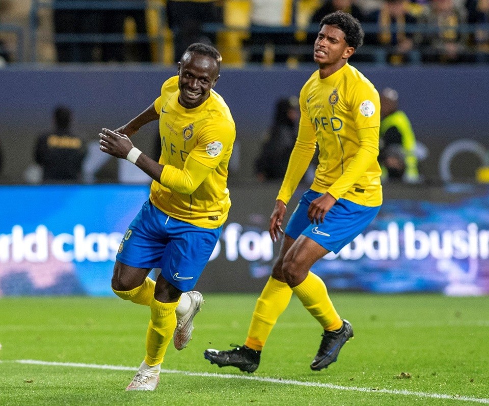 Thiếu Cristiano Ronaldo, Al Nassr hòa Al Hazem trong trận đấu có 8 bàn thắng