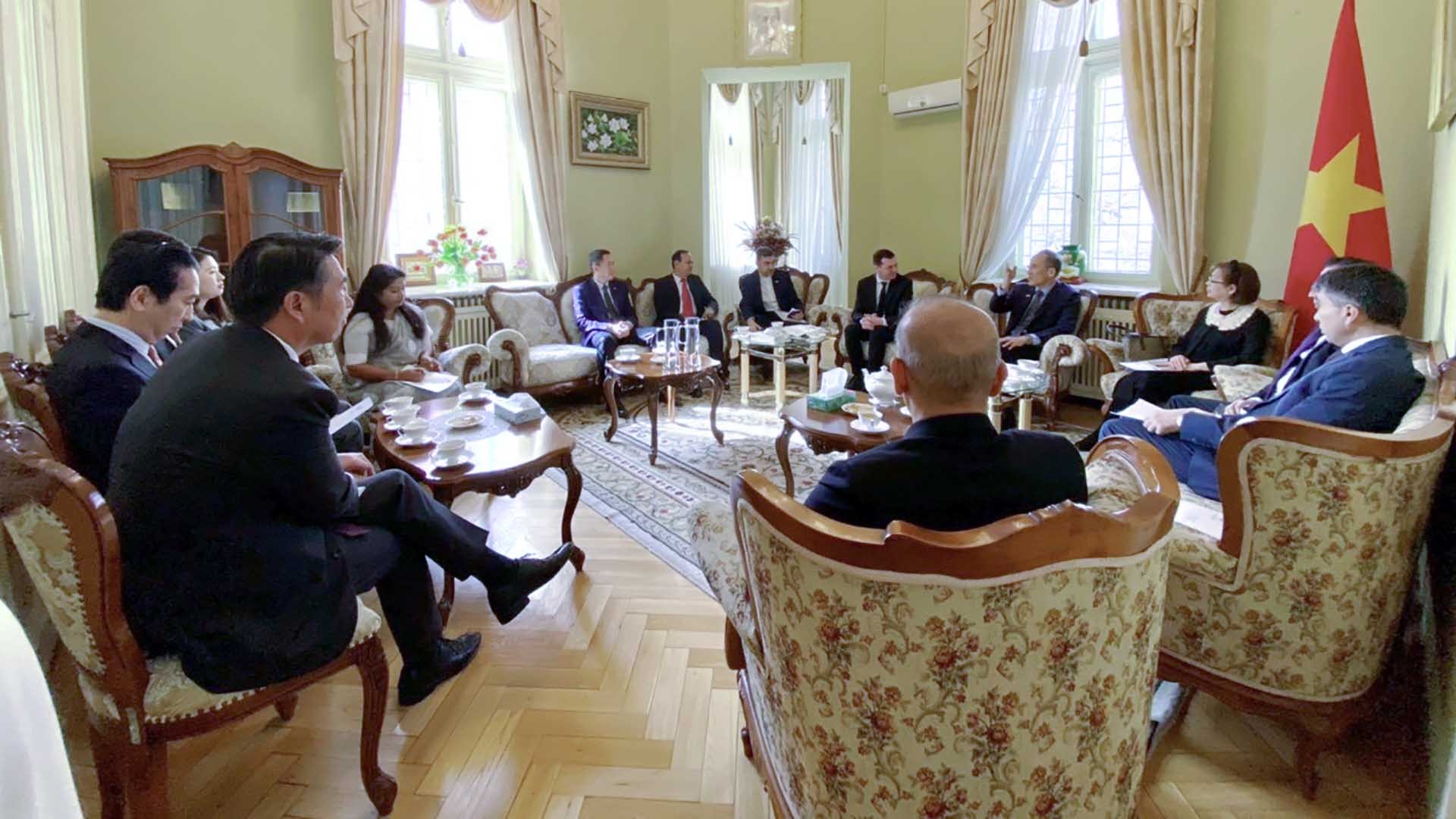 Thúc đẩy trao đổi thương mại, đầu tư giữa Romania và các nước châu Á