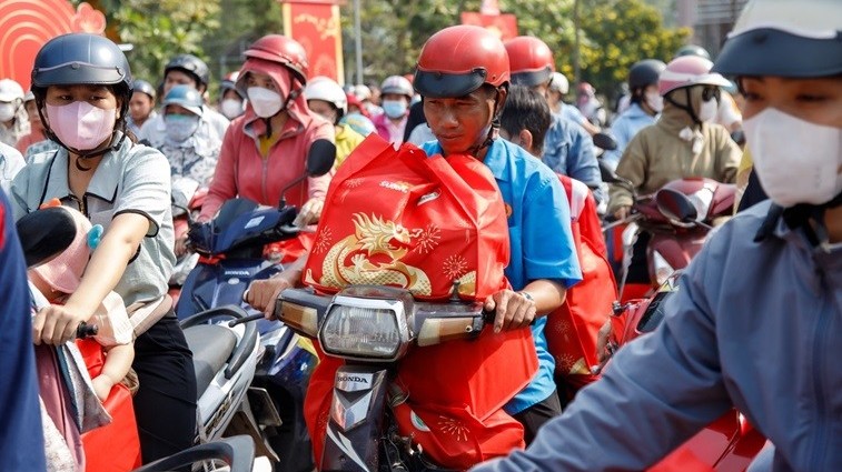 Tết sẻ chia, năm Rồng khởi sắc: Mang Tết ấm cho người lao động
