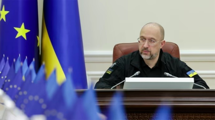 Ukraine chi hơn nửa tỷ USD xây dựng phòng tuyến, Hungary lo EU sẽ bị 'ra rìa' trong một thỏa thuận hòa bình? Ukraine chi hơn nửa tỷ USD xây dựng phòng tuyến, Hungary lo EU sẽ bị 'ra rìa' trong một thỏa thuận hòa bình?