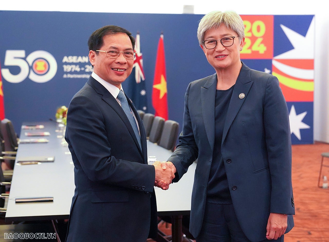 ASEAN-Australia: Bộ trưởng Ngoại giao Bùi Thanh Sơn gặp với Bộ trưởng Ngoại giao Australia Penny Wong ASEAN-Australia: Bộ trưởng Ngoại giao Bùi Thanh Sơn gặp Bộ trưởng Ngoại giao Australia Penny Wong