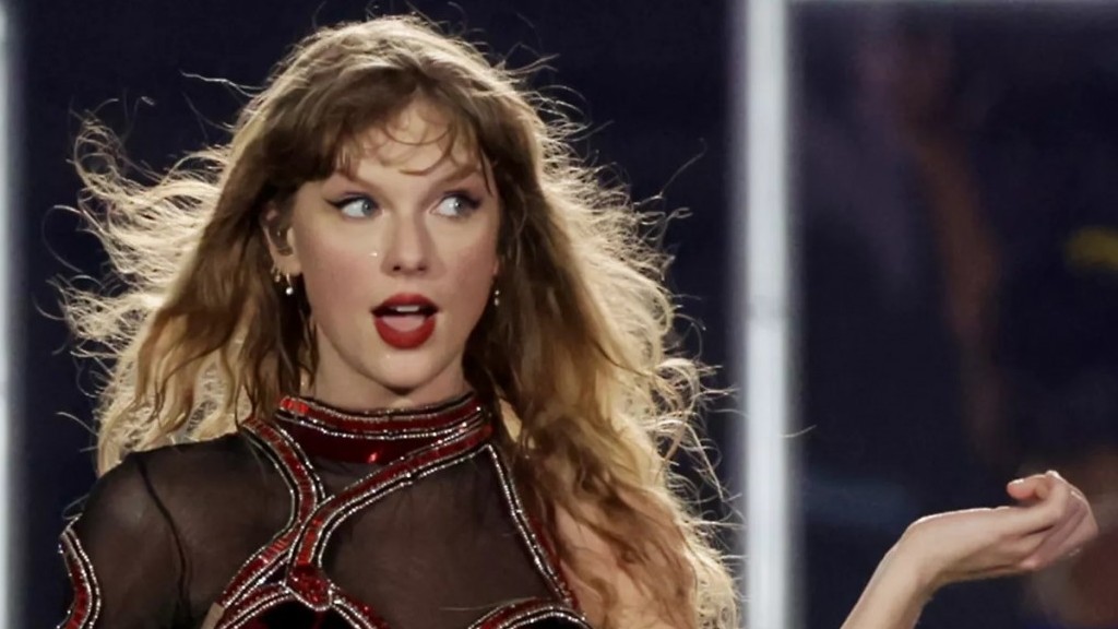 Fan quan tâm sức khỏe khi Taylor Swift thường xuyên phải di chuyển giữa các quốc gia