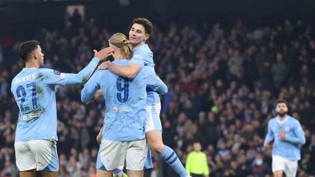 Xác định 4 đội bóng xuất sắc sớm vào vòng tứ kết Champions League 2023/24