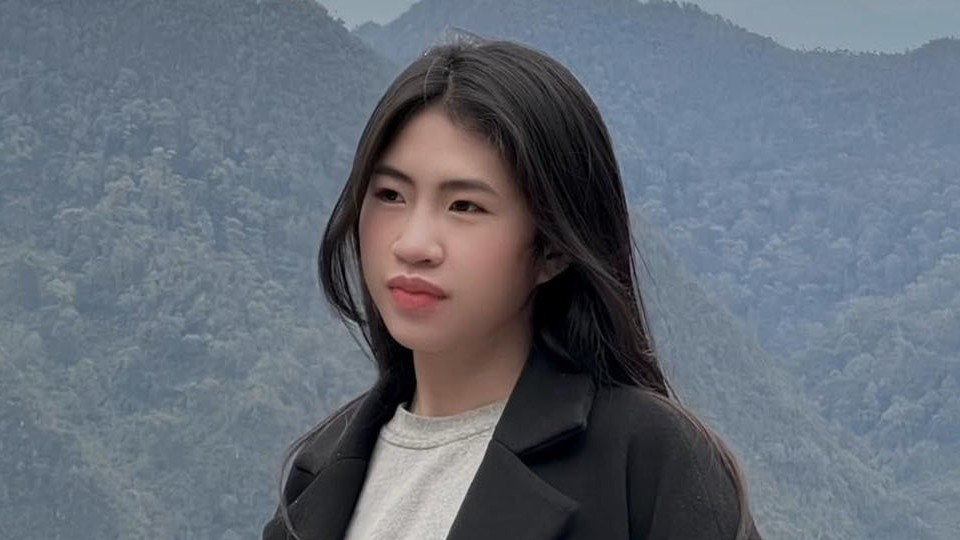 Tiền đạo Thanh Nhã và phong cách đời thường cực nữ tính, dịu dàng