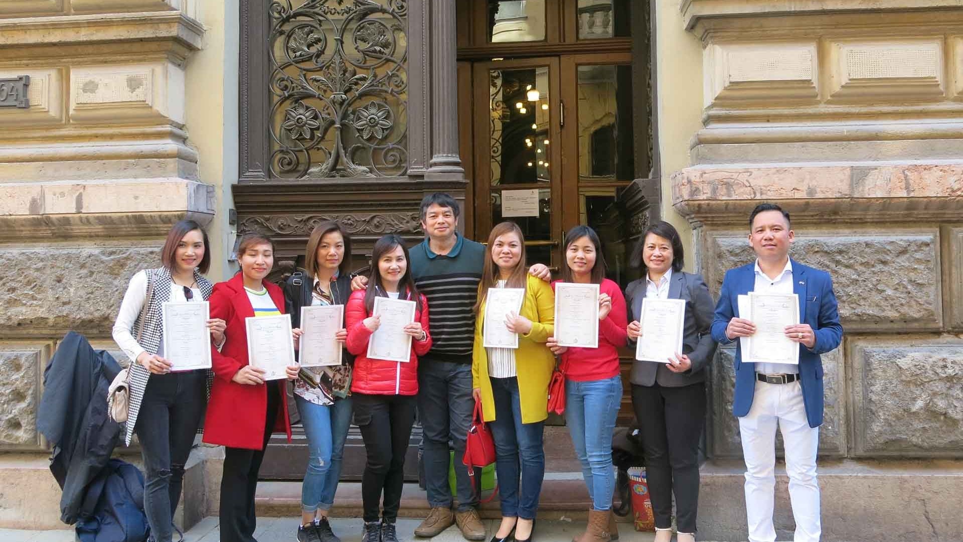 Chuyện thi Quốc tịch tại Hungary