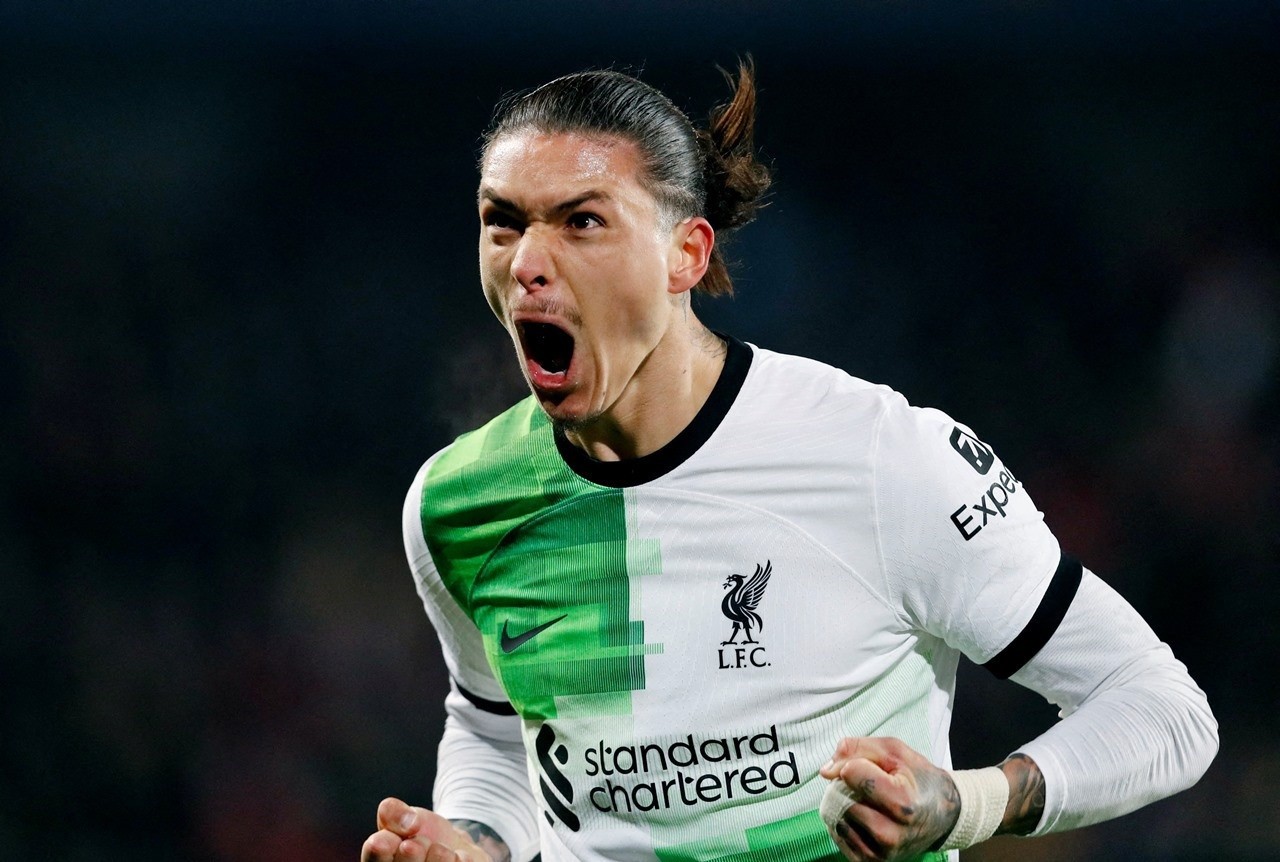 Trước khi hiệp 1 khép lại, Mac Allister kiến tạo để Darwin Nunez hoàn tất cú đúp cho riêng mình. Trước khi hiệp 1 khép lại, Mac Allister kiến tạo để Darwin Nunez hoàn tất cú đúp cho riêng mình.