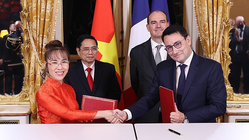 Nữ tỷ phú và ước mơ kết nối Việt Nam với thế giới