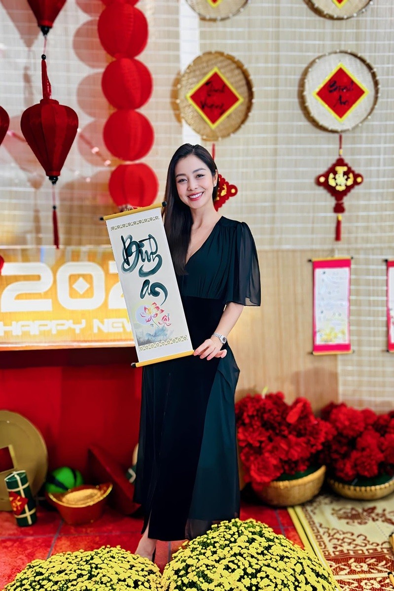 Hoa hậu Jennifer Phạm Hoa hậu Jennifer Phạm