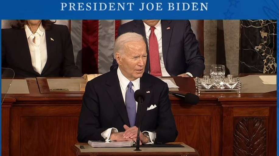 Tổng thống Biden: Nếu Mỹ rời đi, Ukraine sẽ gặp nguy; Kiev có thể chặn ông Putin