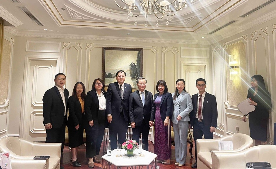 Chủ tịch UBND tỉnh Quảng Ninh tiếp Đại sứ, đại diện các nước và Hiệp hội Doanh nghiệp châu Âu tại Việt Nam