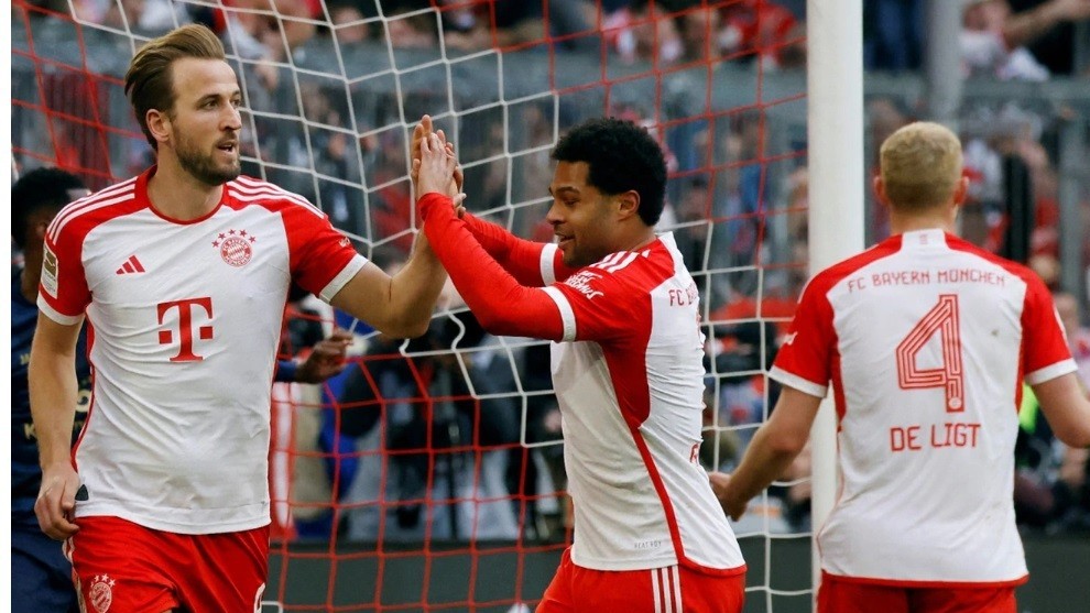 'Hùm xám' Harry Kane lập hat-trick, Bayern Munich đánh bại đối thủ với tỷ số 8-1