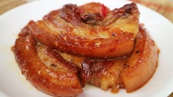 Giá heo hơi hôm nay 11/3: Giá heo hơi tăng 1.000 đồng, ăn thịt heo có tốt cho sức khỏe?