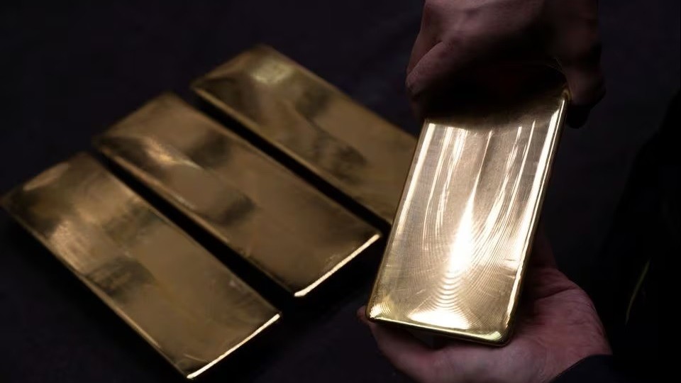 Giá vàng hôm nay 16/4/2024: Giá vàng SJC lướt sóng chóng mặt, khoảng cách mua-bán quá lớn, người tiêu dùng Mỹ-Trung hành động trái ngược