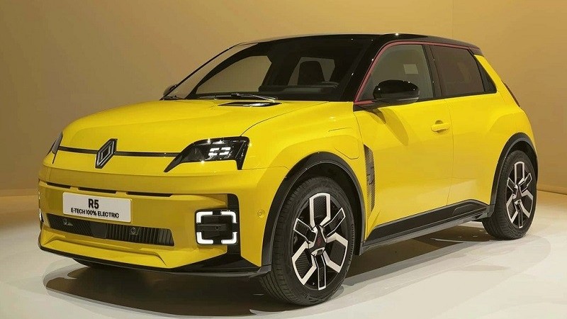 Xe điện giá rẻ Renault 5 E-Tech 'cháy' hàng khi vừa ra mắt