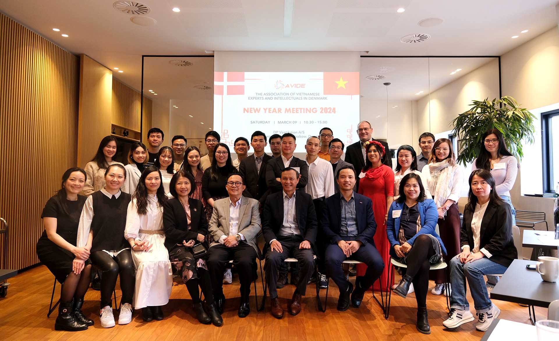 Hội chuyên gia, trí thức Việt Nam tại Đan Mạch thảo luận kế hoạch hoạt động năm 2024