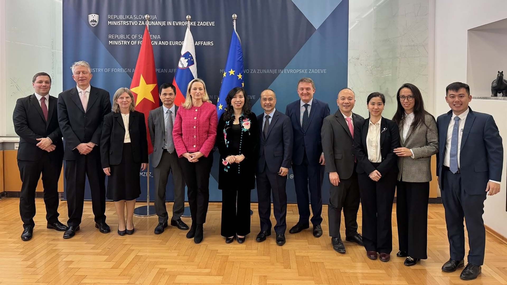 Slovenia luôn coi trọng, mong muốn tăng cường quan hệ với Việt Nam