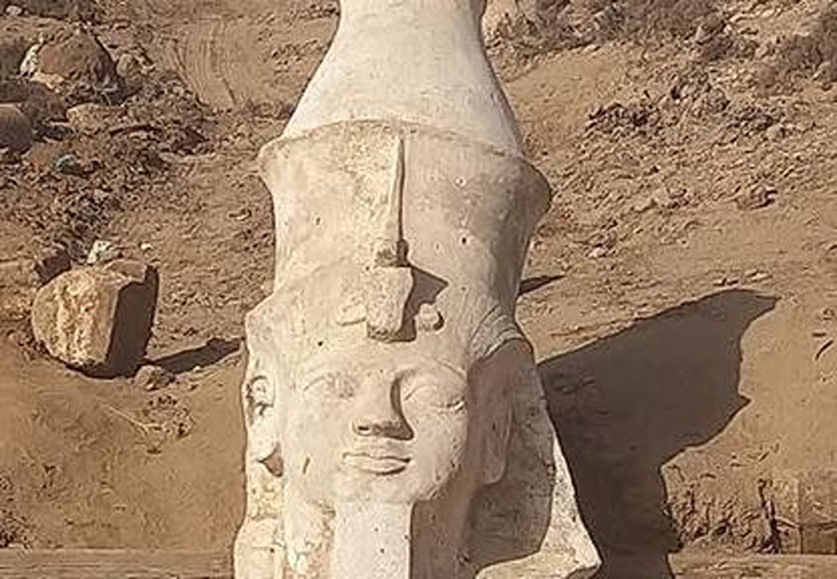 Tìm thấy nửa trên của bức tượng pharaoh Ramesses II nổi tiếng Tìm thấy nửa trên của bức tượng pharaoh Ramesses II nổi tiếng