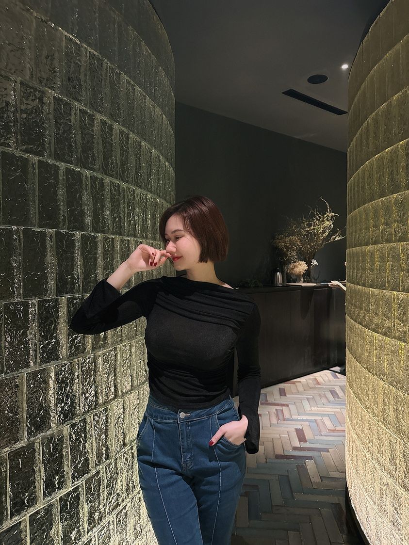 Đời thường thanh lịch, ngọt ngào của diễn viên Hương Giang