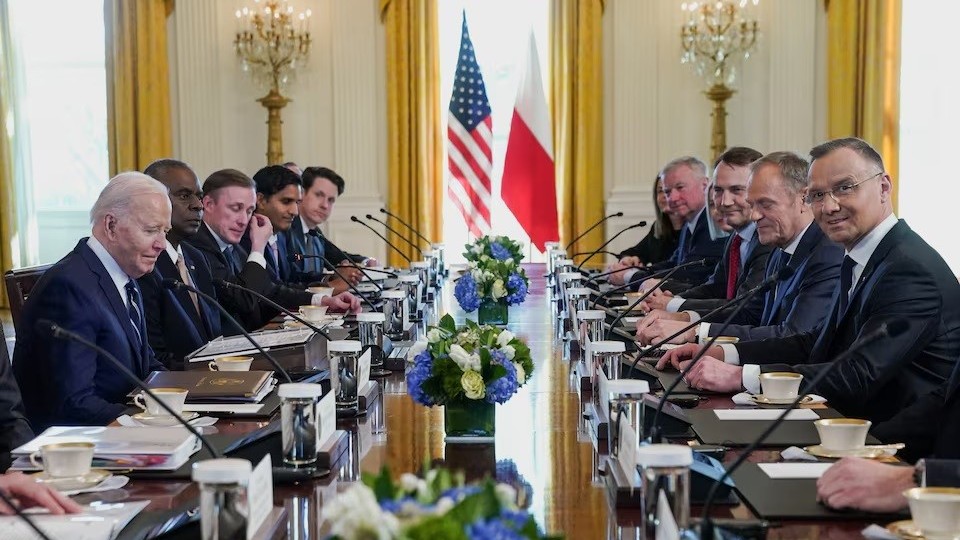 Tăng khả năng tương tác trong NATO, quốc gia Đông Âu này mua hơn 1.700 tên lửa của Mỹ