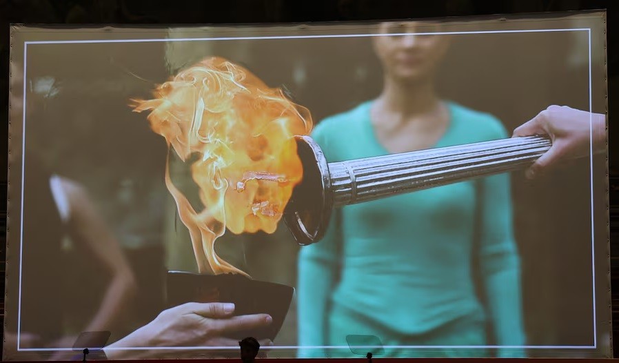 Lễ thắp đuốc Olympic Paris 2024