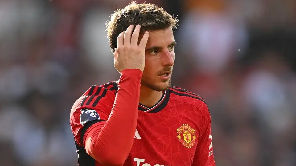 Chuyển nhượng cầu thủ: Câu chuyện nhiều bất ngờ về việc Mason Mount gia nhập MU