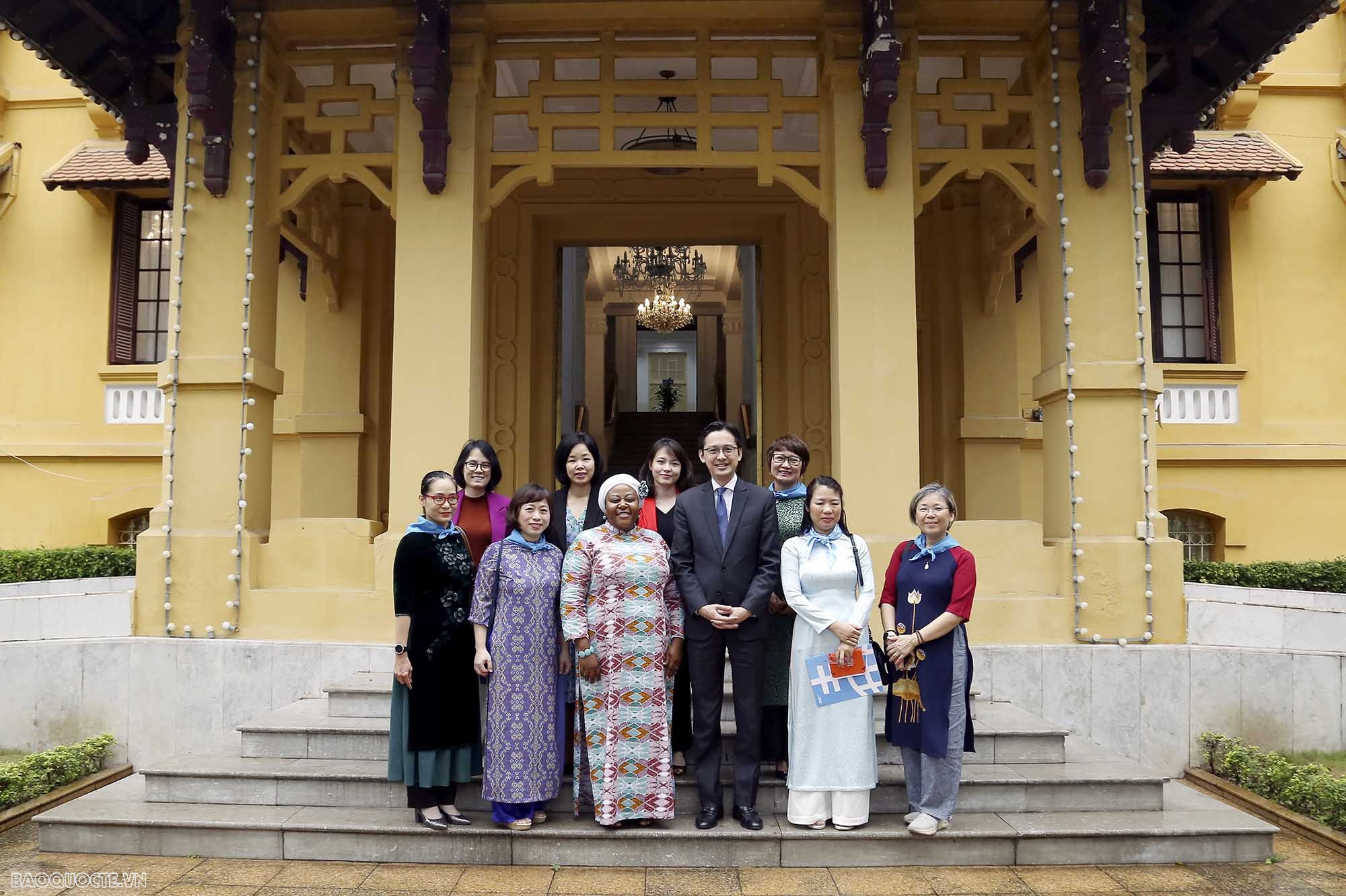 Thứ trưởng Đỗ Hùng Việt tiếp Trưởng Đại diện UN Women trình Ủy nhiệm thư Thứ trưởng Đỗ Hùng Việt tiếp tân Trưởng đại diện UN Women tại Việt Nam