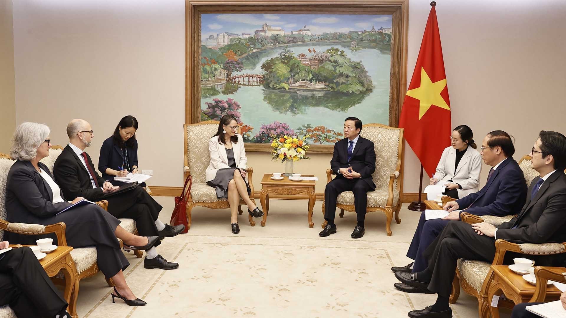 Việt Nam-Canada thúc đẩy hợp tác ứng phó với biến đổi khí hậu, phát triển năng lượng tái tạo