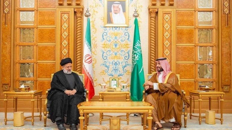 'Trái ngọt' trong quan hệ Iran - Saudi Arabia: Đốm lửa nhỏ có thể thắp sáng cả Trung Đông?