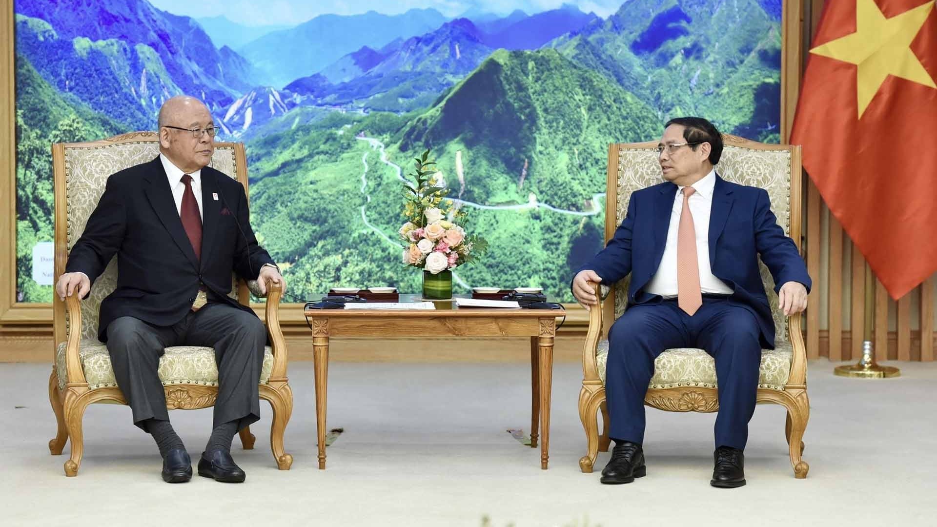 Thủ tướng Phạm Minh Chính tiếp Cố vấn đặc biệt Liên minh nghị sĩ hữu nghị Nhật Bản-Việt Nam