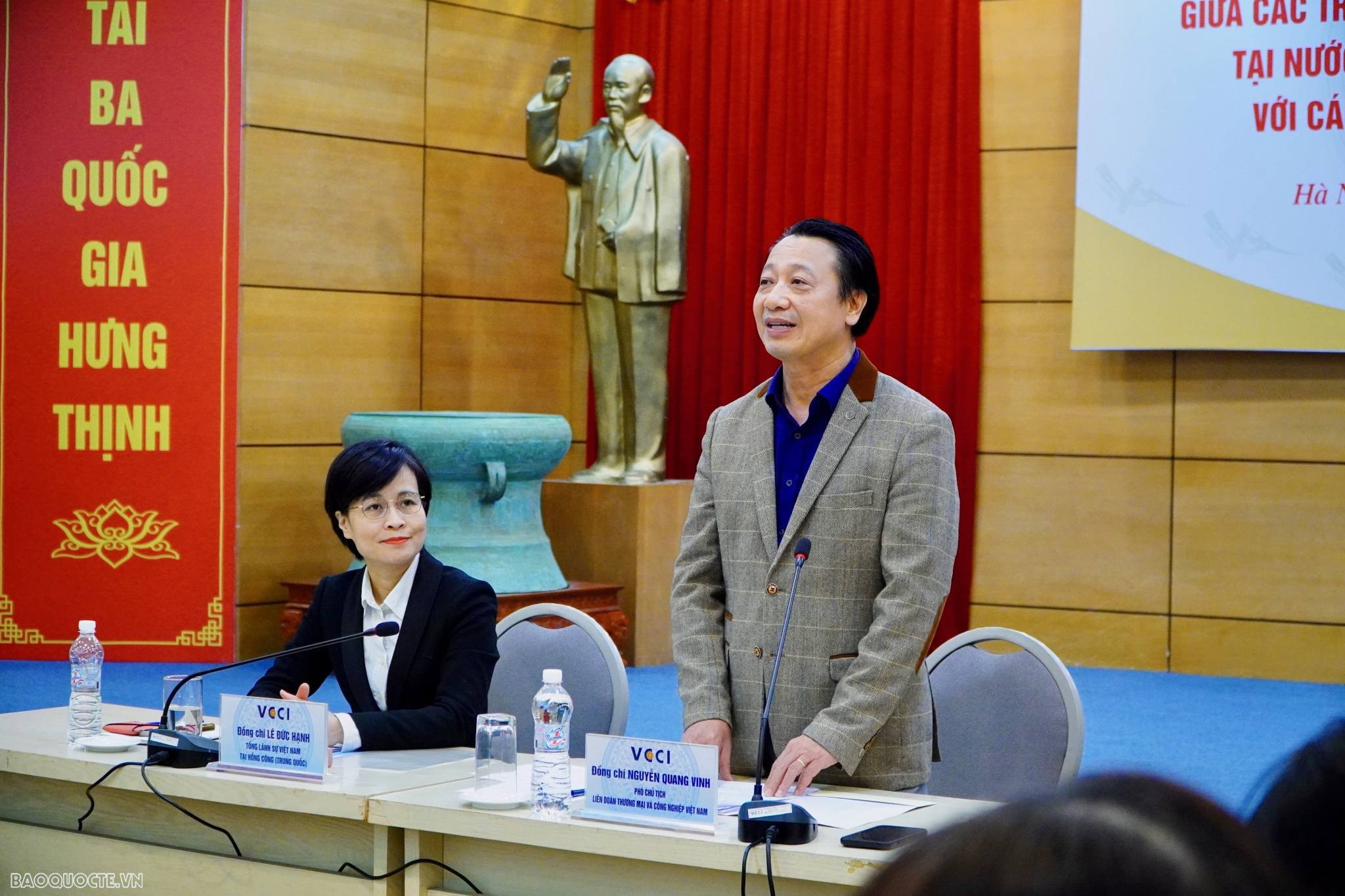 Trưởng các cơ quan đại diện Việt Nam ở nước ngoài nhiệm kỳ 2024-2027 làm việc với VCCI Trưởng các cơ quan đại diện Việt Nam ở nước ngoài nhiệm kỳ 2024-2027 làm việc với VCCI