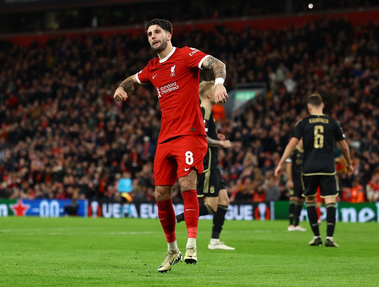 Europa League: Hình ảnh trận đấu các cầu thủ Liverpool ghi 6 bàn thắng vào lưới Sparta Prague Europa League: Hình ảnh trận đấu các cầu thủ Liverpool ghi 6 bàn thắng vào lưới Sparta Prague