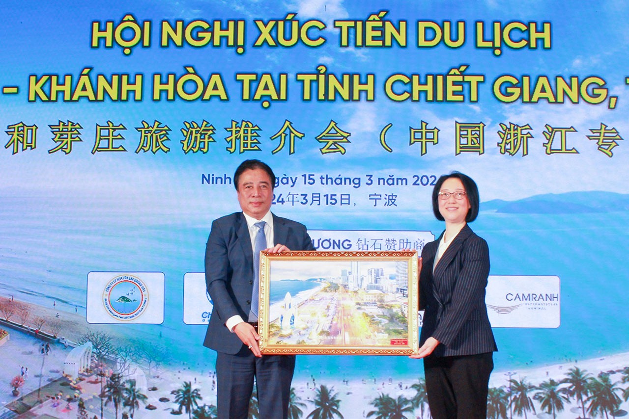 Hội nghị xúc tiến du lịch Nha Trang, Khánh Hòa tại Chiết Giang, Trung Quốc Hội nghị xúc tiến du lịch Nha Trang, Khánh Hòa tại Chiết Giang, Trung Quốc