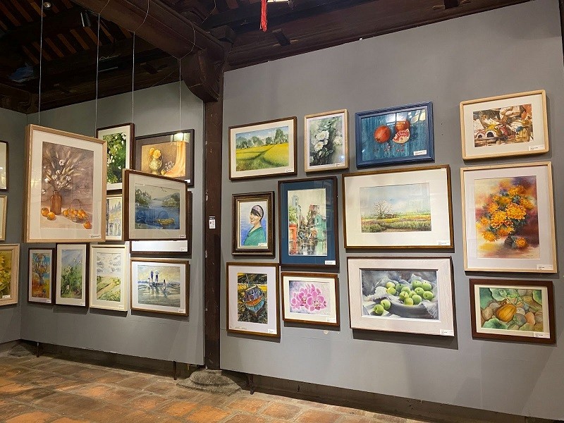 Khai mạc triển lãm tranh màu nước lớn nhất tại Việt Nam Khai mạc triển lãm tranh màu nước lớn nhất tại Việt Nam