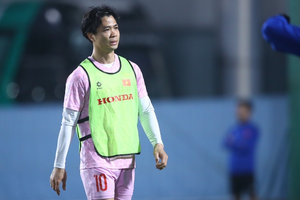 Công Phượng gặp chấn thương trước trận gặp Indonesia Công Phượng gặp chấn thương, có khả năng 'lỡ hẹn' gặp Indonesia